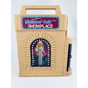 Vintage Kenner GLAMOUR GALS‎ Fashion Doll Showplace Case & 2 Dressed Dolls 1981